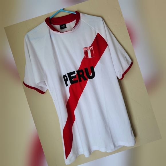 Sporto Other - NWOT Peru Soccer Shirt